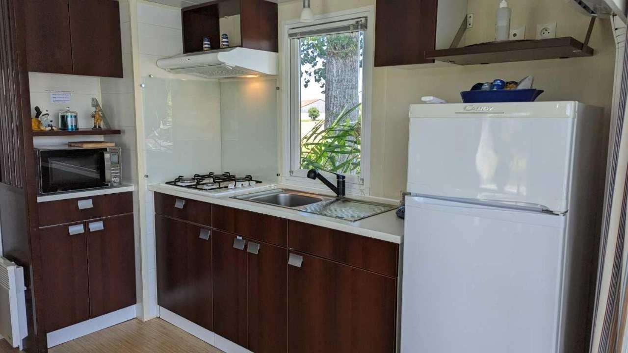 Botel Flottant Jacuzzi Prive En Option Gamme Superieure *