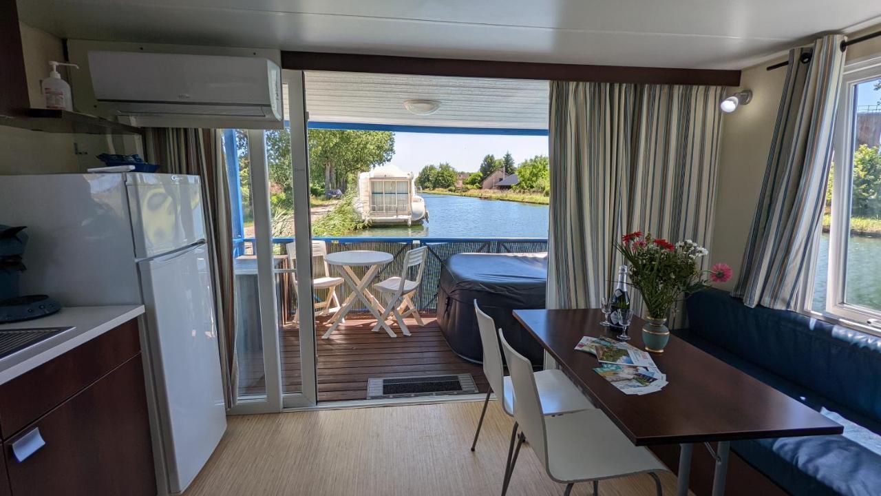 Flottant Jacuzzi Prive En Option Gamme Superieure Botel *